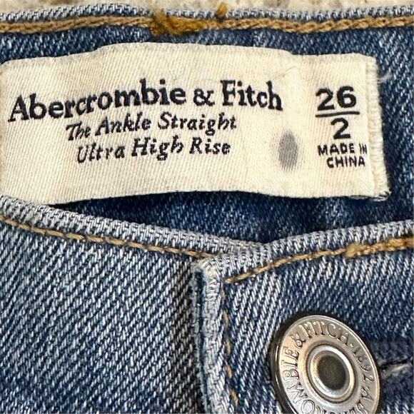 Abercrombie & Fitch Women's Ankle Straight‎ High Rise Jeans Size 26 Blue - Picture 3 of 9
